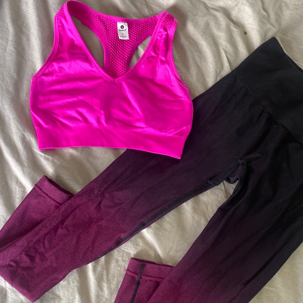 Pink ombré workout set
